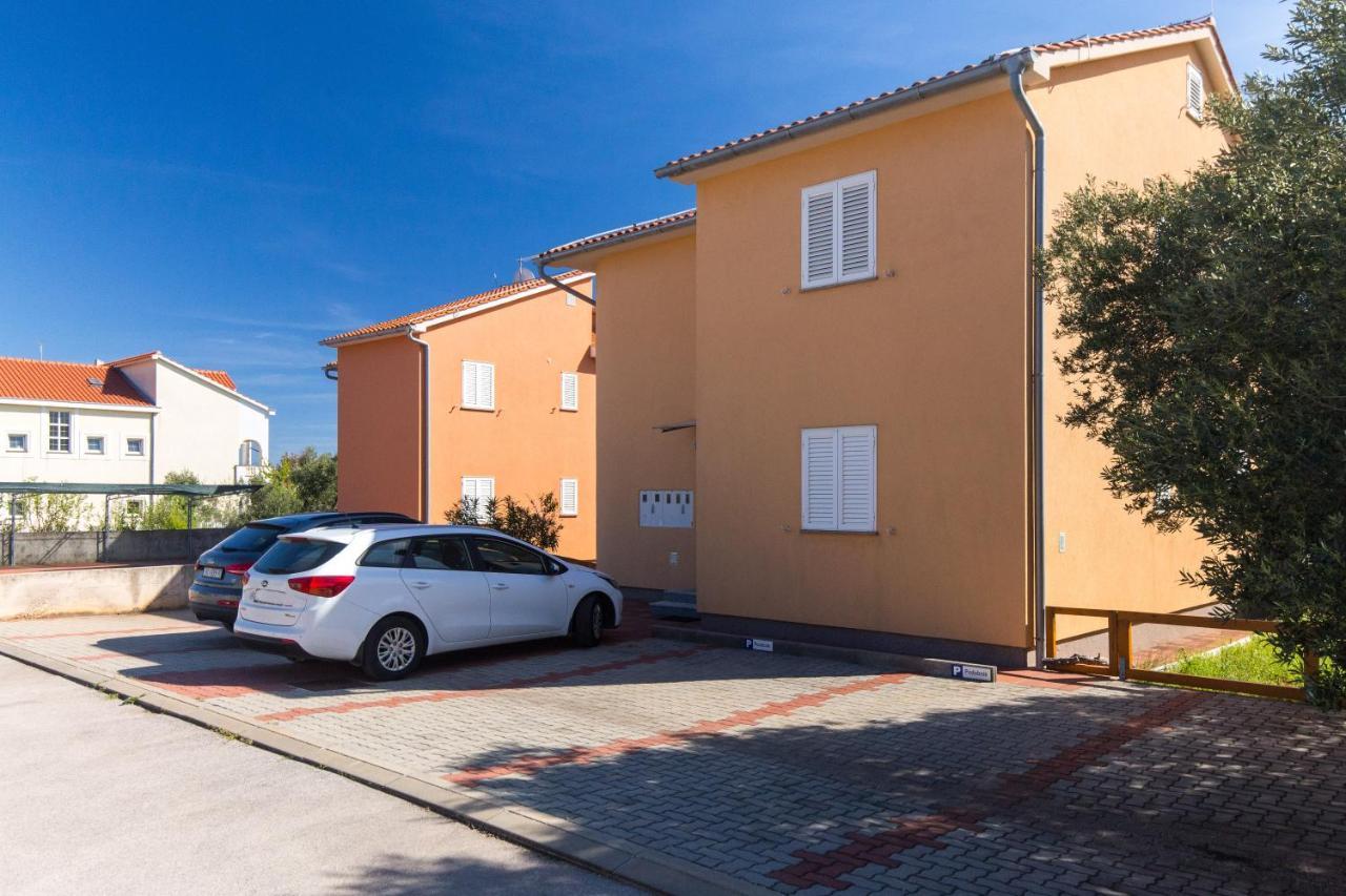 Apartments Bella Vista Крк Экстерьер фото