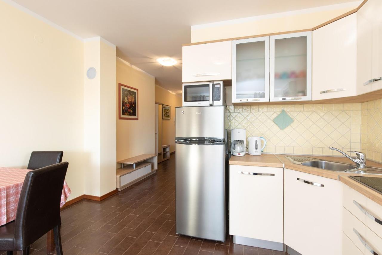 Apartments Bella Vista Крк Экстерьер фото