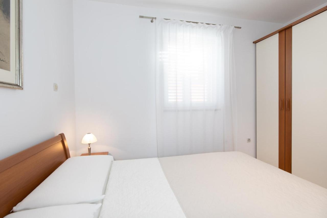 Apartments Bella Vista Крк Экстерьер фото