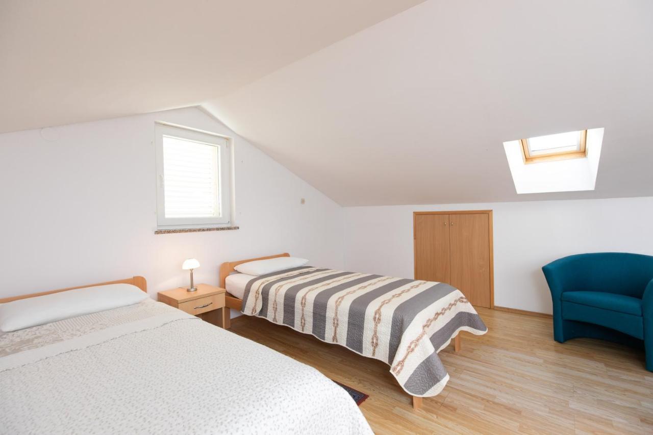 Apartments Bella Vista Крк Экстерьер фото